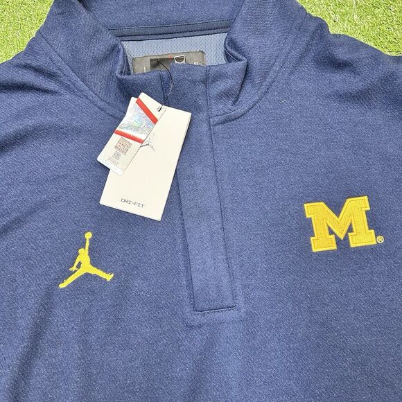 University Michigan NEW Nike Jumpman Pullover 1/4 Zip Fleece Shirt Size XL NWT - Picture 2 of 6
